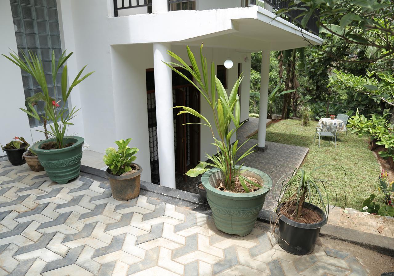 Miracle Villa แคนดี้ ภายนอก รูปภาพ